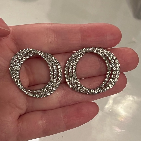 💫Silver Diamond Triple Hoop Earrings💫 - Picture 3 of 4
